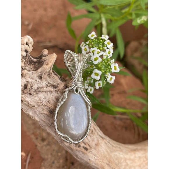 Sterling Silver Moonstone Pendant - Picture 2 of 10